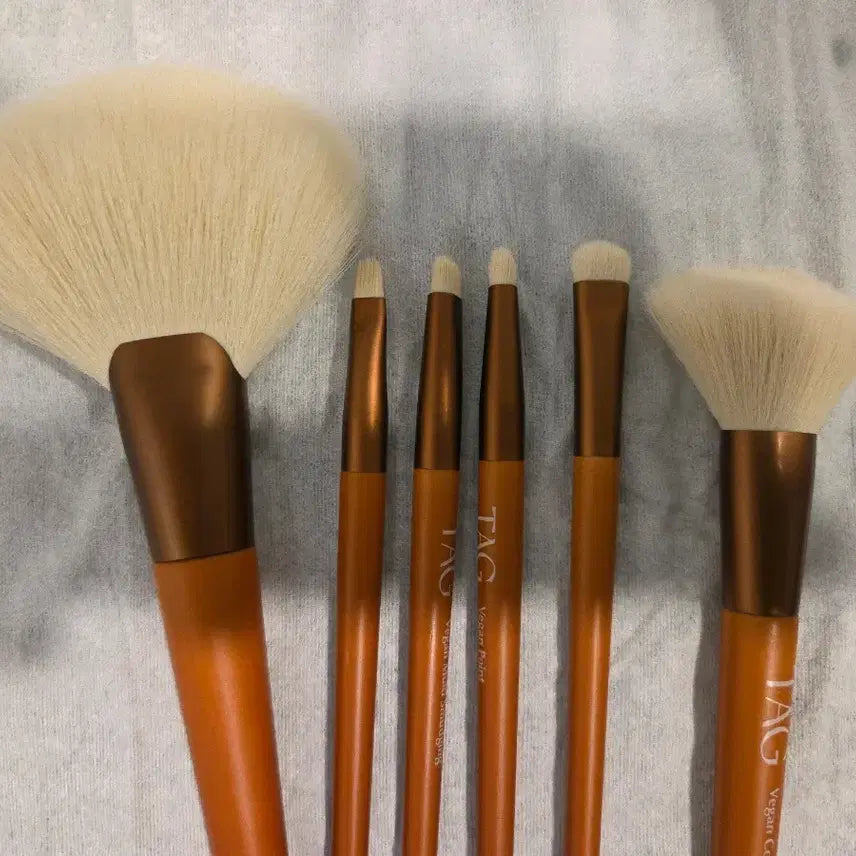 [BUNJANG] TAG Vegan Makeup Brush 5-Piece Set / TAG 비건 메이크업 브러쉬 5종 세트 일괄