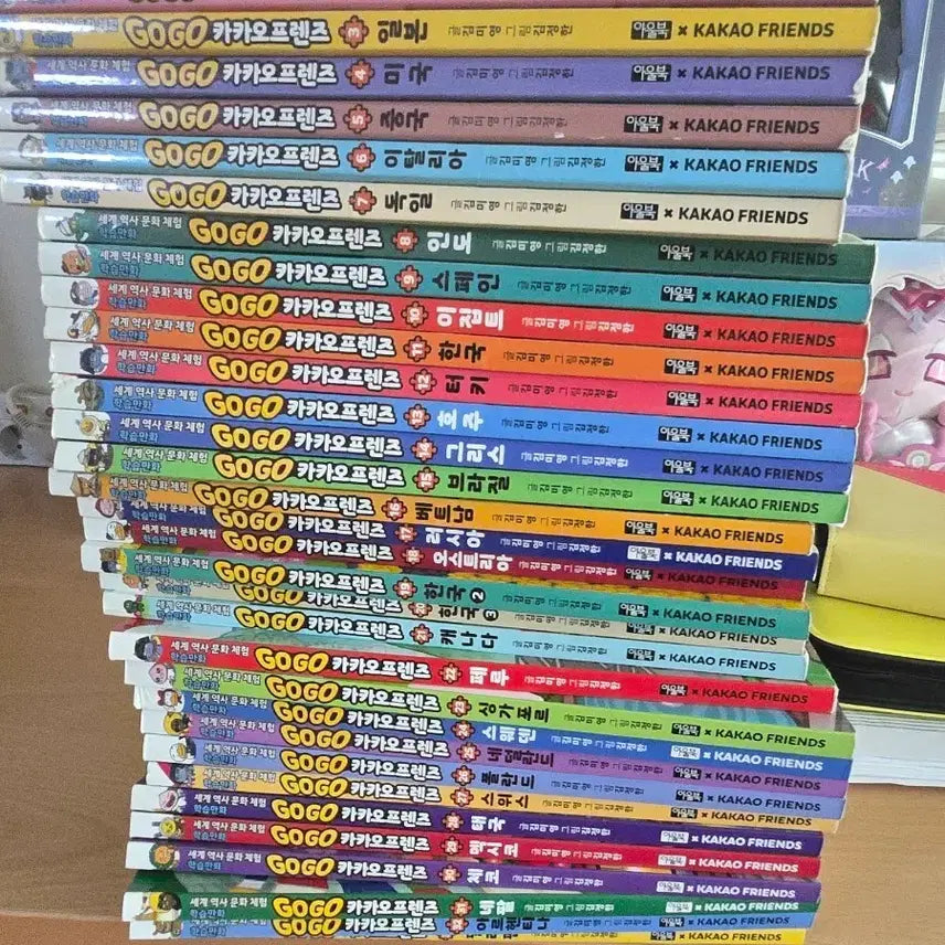 [BUNJANG] Kakao Friends Go Go World History Book Set / 고고 카카오프렌즈책