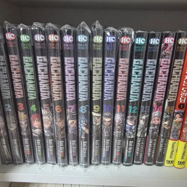 [BUNJANG] Vachi Akuta Manga Volumes 1-15 Complete Set with 2 Comic Zone Posters / 가치아쿠타 만화책  1~15권 코믹존 포스터2종 포함