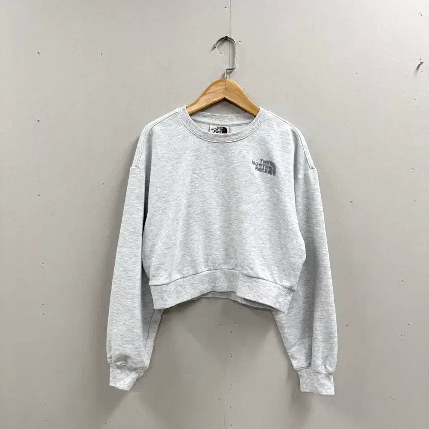[BUNJANG] The North Face White Label Cropped Sweatshirt Oatmeal (Women's S) / 여성 85 S / 노스페이스 화이트라벨 크롭 맨투맨 오트밀