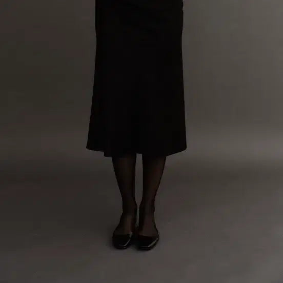 [BUNJANG] Ore Besset Skirt Black M / Ore 오어 베셋 스커트 블랙 M