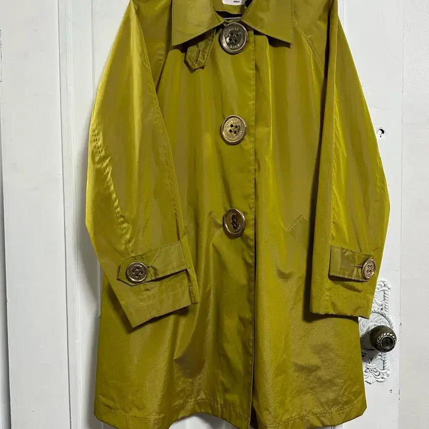 [BUNJANG] Moschino Big Button Coat / 모스키노 빅버튼 코트