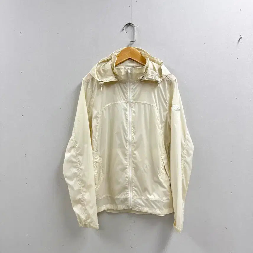 [BUNJANG] The North Face Women's Lightweight Windbreaker Jacket Size S / 여성 85 S / 노스페이스 경량 바람막이