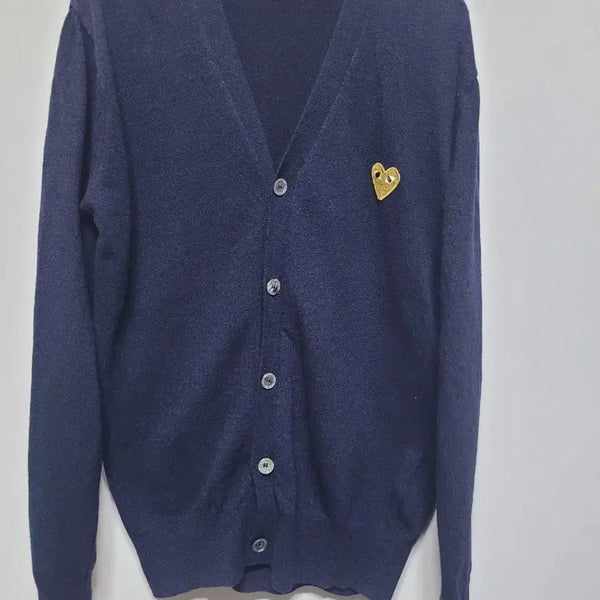 [BUNJANG] Comme des Garçons Play Navy Heart Logo Cardigan (L) / (L)  꼼데가르송 플레이 가디건 네이비 하트 와펜