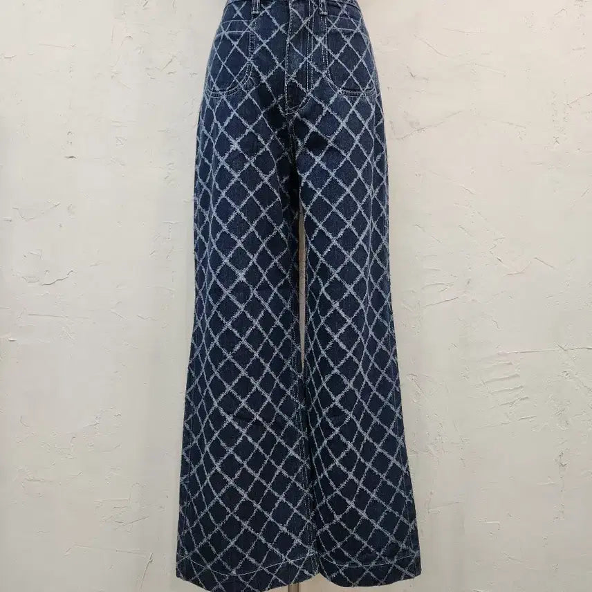 [BUNJANG] Check Pattern Bootcut Denim Pants / 체크 패턴 부츠컷데님 팬츠