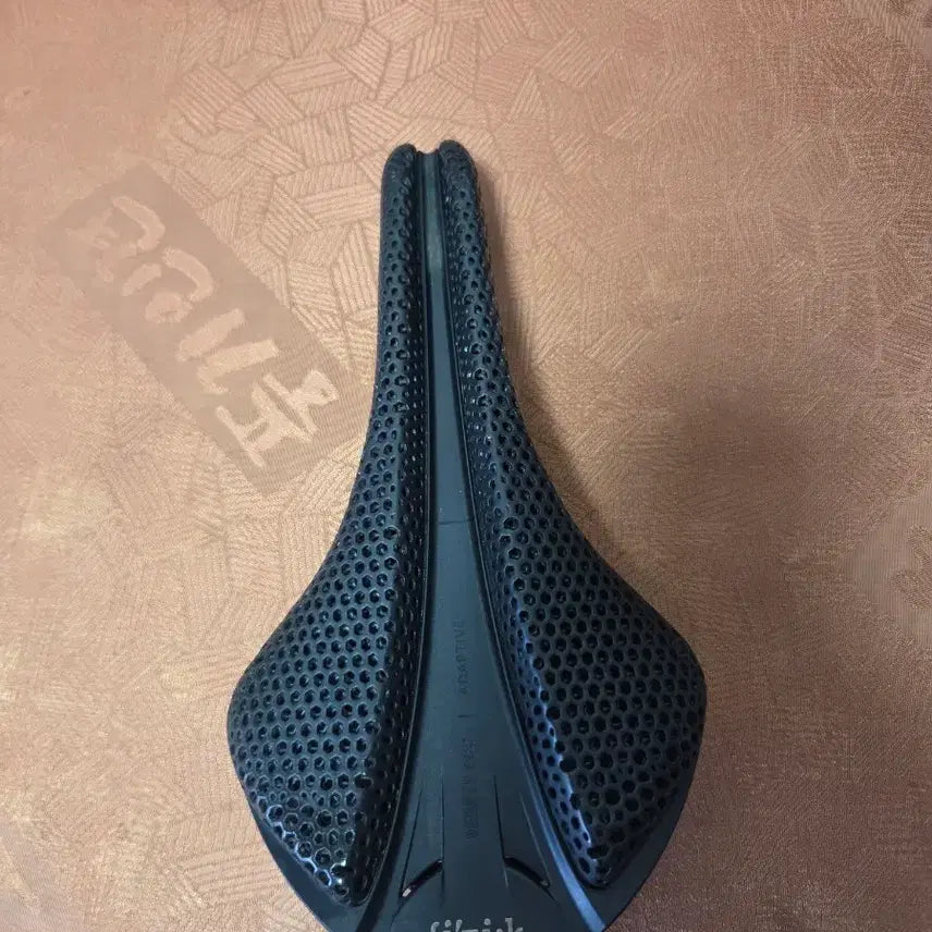 [BUNJANG] Fizik Antares Versus Evo R1 Adaptive Carbon Rail Saddle / 피직 안타레스 버셔스이ㅣ보R1 어뎁티브 카본레일 안장