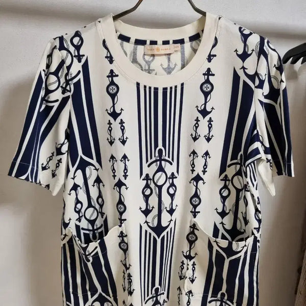 [BUNJANG] Tory Burch Pattern T-Shirt / 정품 토리버치 패턴  티셔츠 (상태 깨끗 드라이완료)