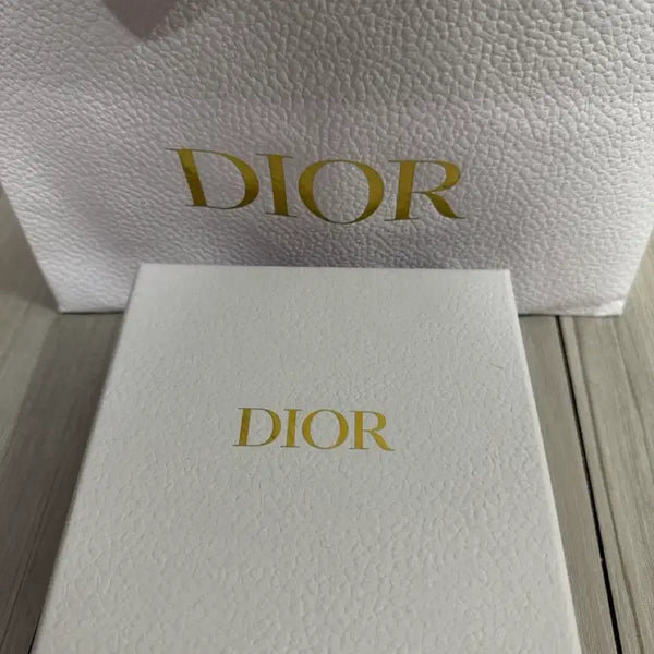 [BUNJANG] Dior Saddle Bi-fold Wallet / 디올 샌들지갑