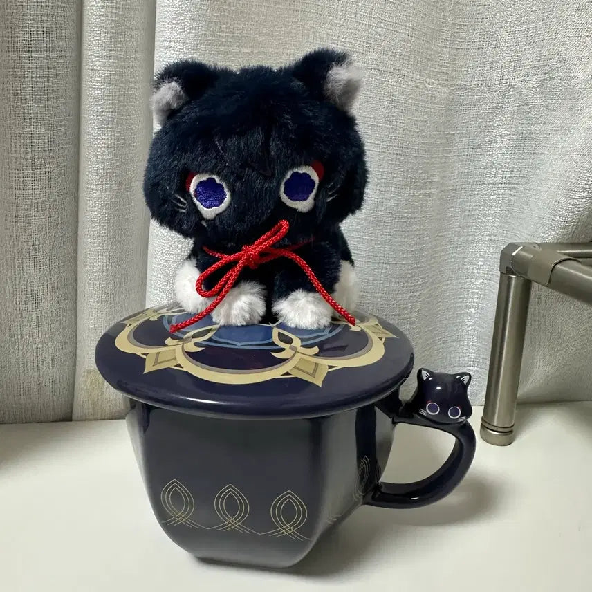 [BUNJANG] Genshin Impact Scaramouche Cat Megacoffee Mug & Plush / 원신 방랑자 스카라무슈 고양이 메가커피 컵 머그컵 누이 인형 미호요 호요랜드