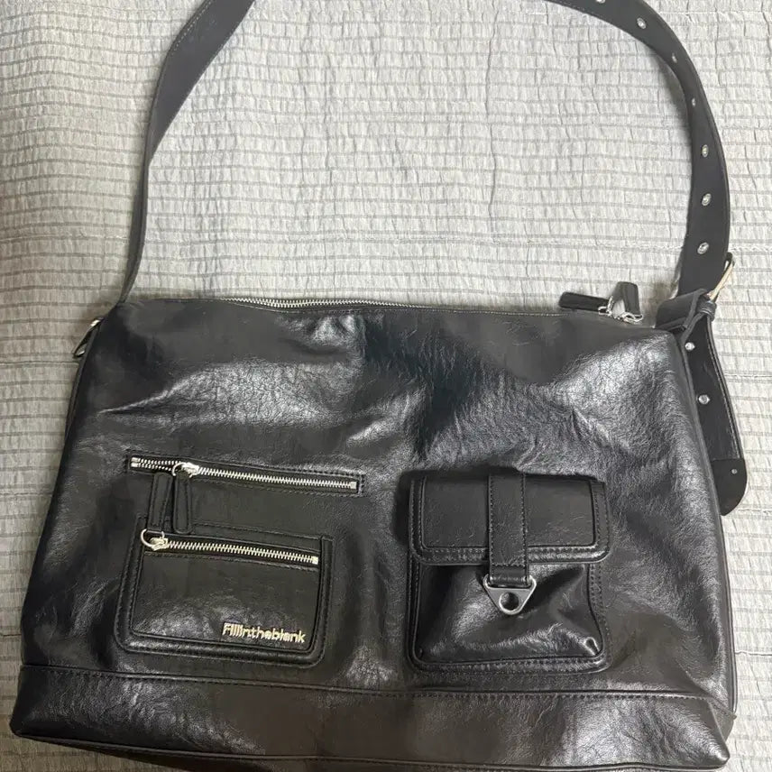[BUNJANG] Fill in the Blank Cabinet Bag Black / 필인더블랭크 캐비넷 백 블랙