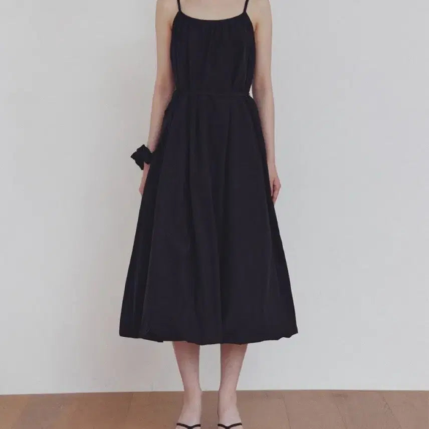 [BUNJANG] Elloge Puffball Bustier Dress / [새상품]엘로주 Elloge 퍼프볼 뷔스티에 원피스