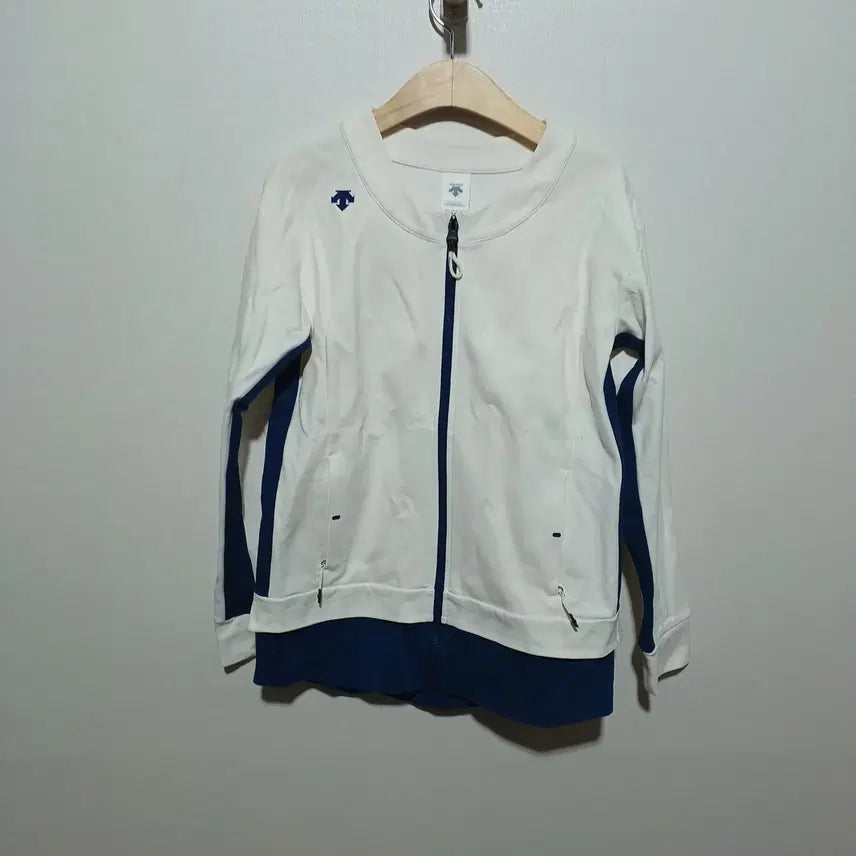 [BUNJANG] Descente Women's Zip-Up Jumper 85 (26A2123) / 데상트 여성 집업 점퍼 85 (26A2123)