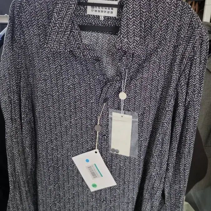 [BUNJANG] Maison Margiela Herringbone Pattern Cotton Shirt / 메종 마르지엘라 셔츠 블랙 화이트 헤링본 패턴