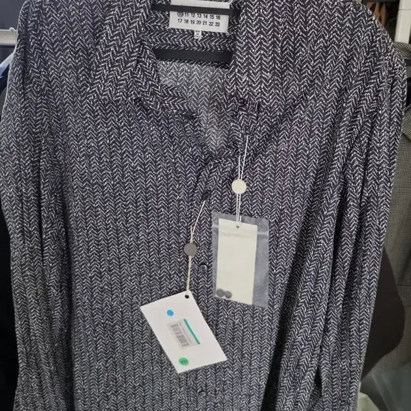 [BUNJANG] Maison Margiela Herringbone Pattern Cotton Shirt / 메종 마르지엘라 셔츠 블랙 화이트 헤링본 패턴