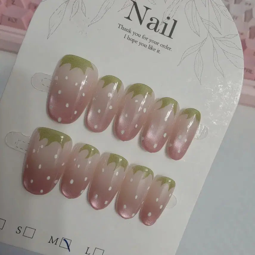 [BUNJANG] Strawberry Nail Tips [M] / 딸기 네일팁 [ M ]
