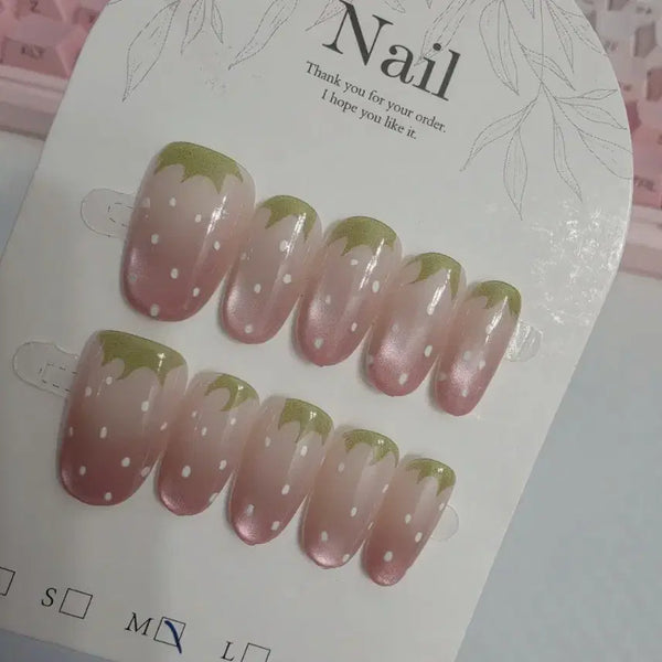 [BUNJANG] Strawberry Nail Tips [M] / 딸기 네일팁 [ M ]