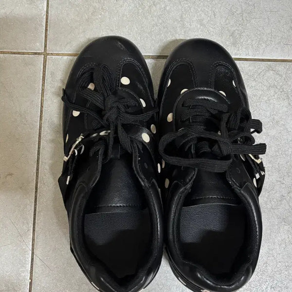 [BUNJANG] Bassbubble DOT 35 Strap Sneakers / 베이스바비 DOT 35 STRAP 도트 스니커즈 / 230 / 상태좋음