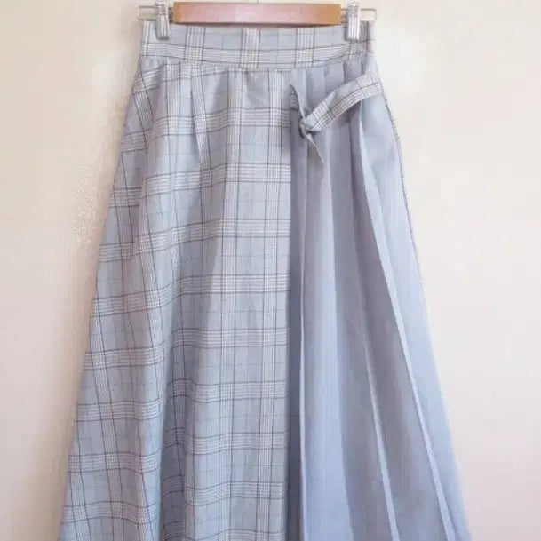 [BUNJANG] Gray Check Pleated Skirt / 그레이 체크/ 플리츠 스커트 (새옷)
