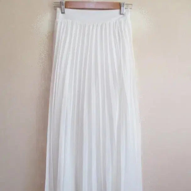 [BUNJANG] GRL White Pleated Long Skirt / GRL 화이트 플리츠/ 롱 스커트