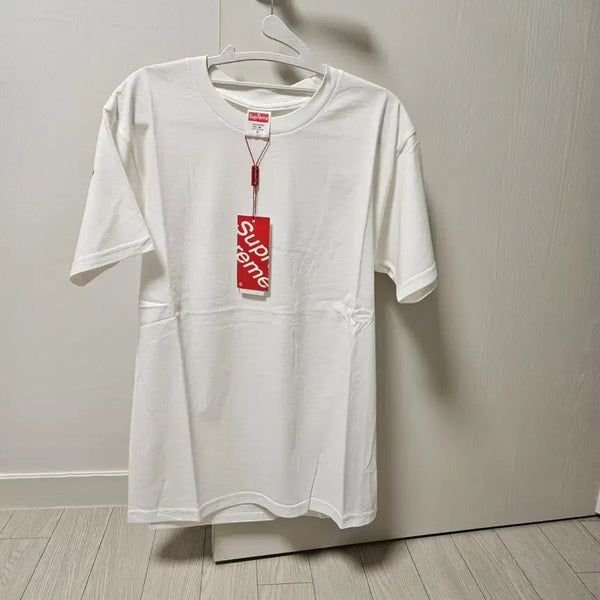 [BUNJANG] Supreme White T-Shirt Short Sleeve Size S / 슈프림 화이트 반팔티 S