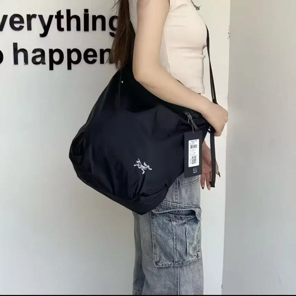 [BUNJANG] Arc'teryx Heliad 12 Tote Bag - New / 아크테릭스 헬리아드 12 토트백/ 새 제품