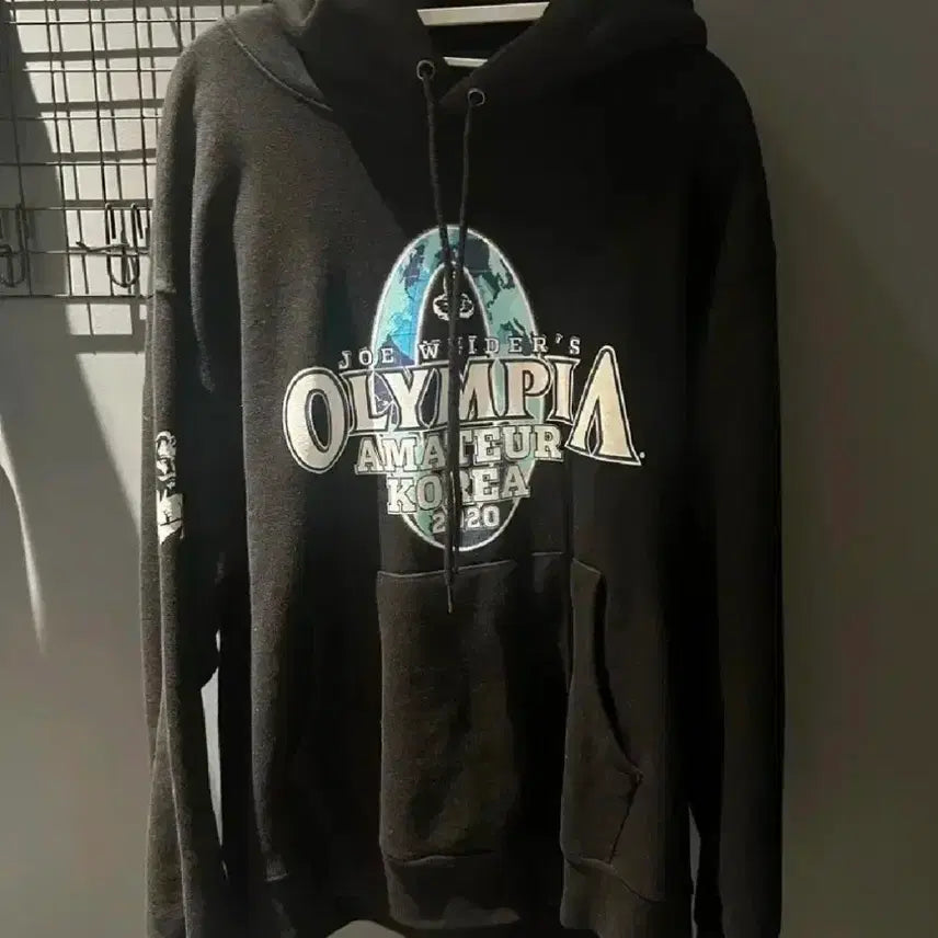 [BUNJANG] Born to Win Olympia Hoodie Size 2 / 본투윈 후드티 올림피아2사이즈
