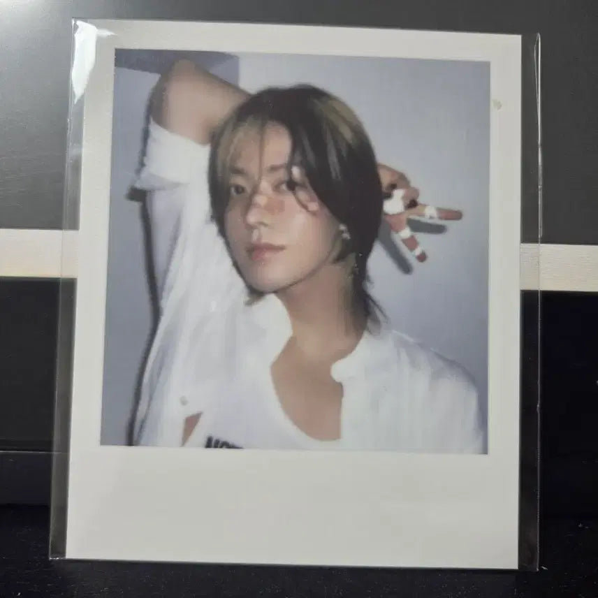 [BUNJANG] NCT 127 Yuta 2026 Season's Greetings Polaroid / 엔시티127 유타 2026 시즌그리팅 폴라로이드