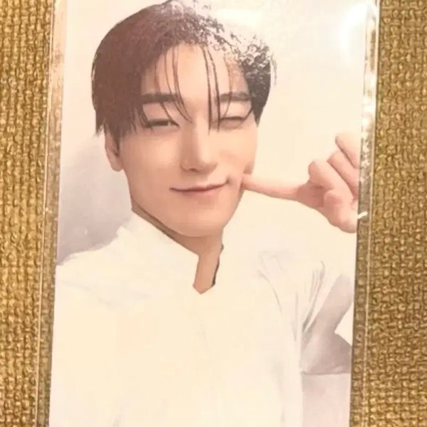 [BUNJANG] ATEEZ Aniteez Pop-up Lucky Draw Photocard / 에이티즈 애니티즈 팝업 10만 특전 산 포카