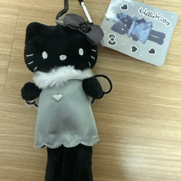 [BUNJANG] Hello Kitty Long-Legged Plush Keychain / 롱다리 키티 인형 키링