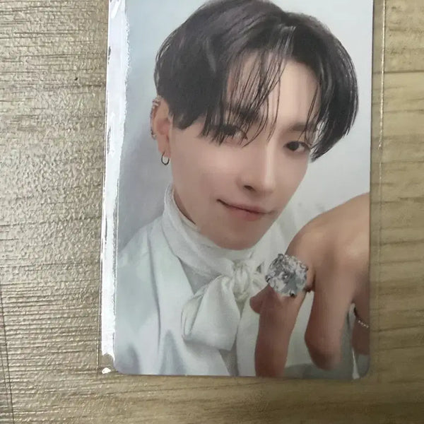 [BUNJANG] Ateez Hongjoong Popup Photocard / 에이티즈 애니티즈 팝업 홍중 5만원 구매 특전 포카 ateez
