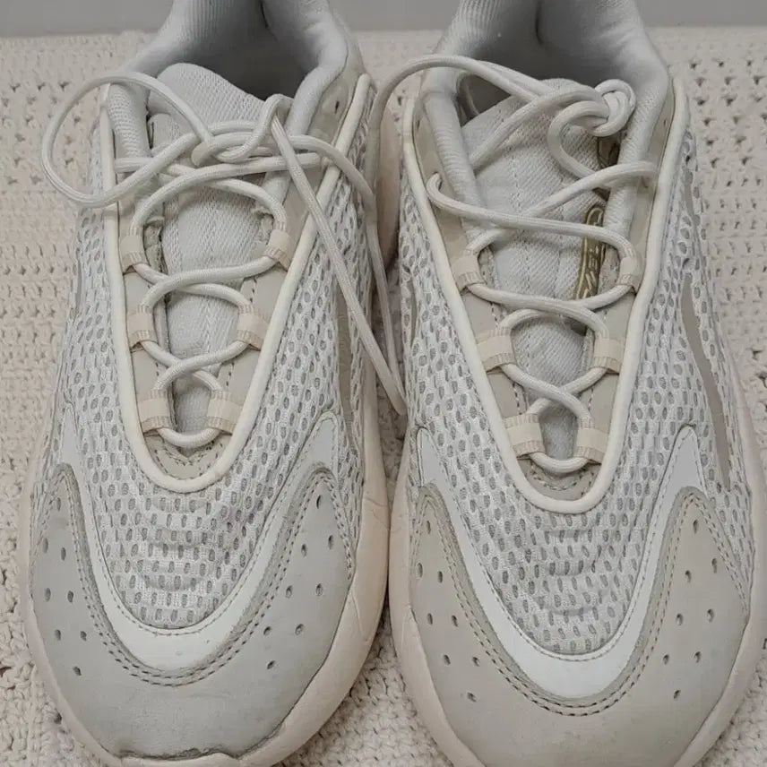 [BUNJANG] Nike Running Shoes (Size 235) / 나이키 운동화 235