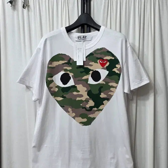 [BUNJANG] Comme des Garçons Camo Heart T-Shirt / 꼼데가르송 카모 하트 반팔티