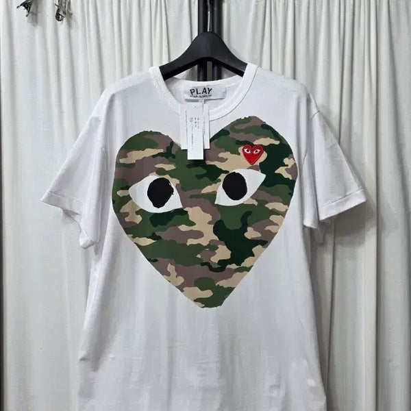 [BUNJANG] Comme des Garçons Camo Heart T-Shirt / 꼼데가르송 카모 하트 반팔티