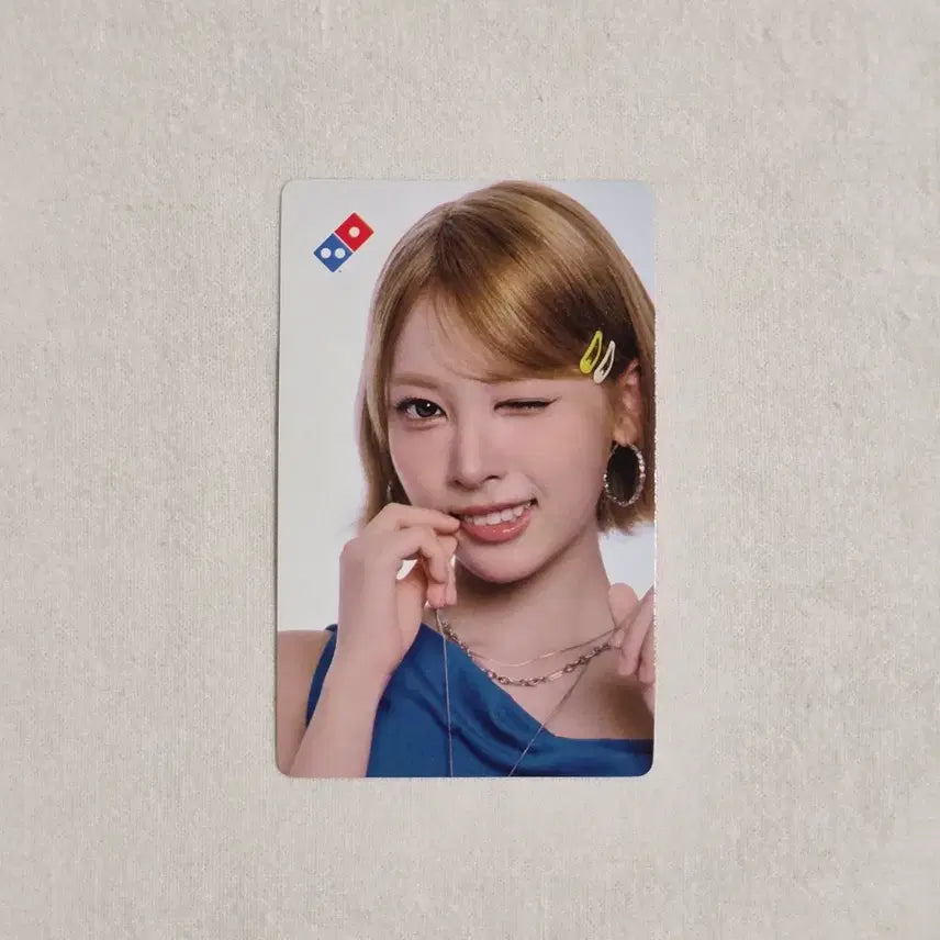 [BUNJANG] Domino's Pizza Ryusienne May Photocard / 도미노피자 리센느 메이 포카 포토카드