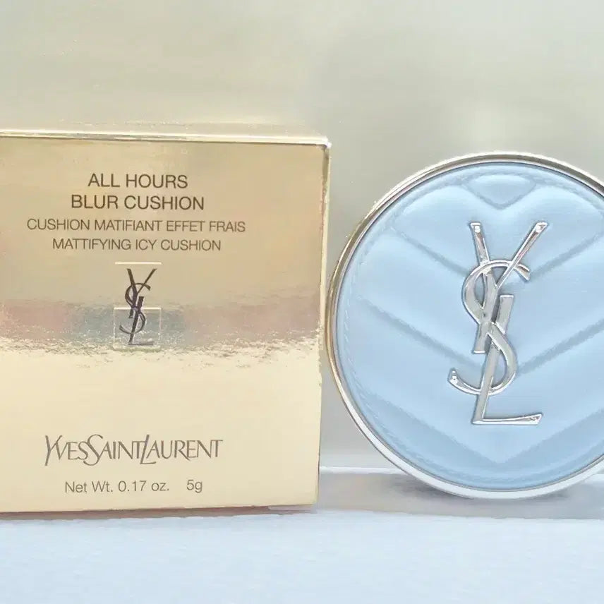 [BUNJANG] Yves Saint Laurent All Hours Blurring Cushion Mini Blue (Limited Edition, Sealed) / [한정판 미개봉 새상품] 입생로랑 올아워 블러 쿠션 NEW 매티파잉 아이시 쿠션 미니 블루 쿠션 백화점 정품 국문택