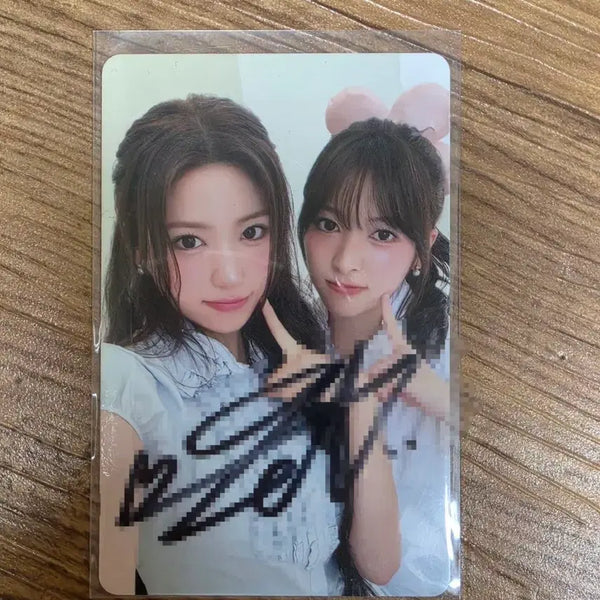 [BUNJANG] RESCENE Jenna Signed Photocard (Mei, Jenna Unit) / 리센느 제나 싸인 포토카드(메이,제나 유닛)