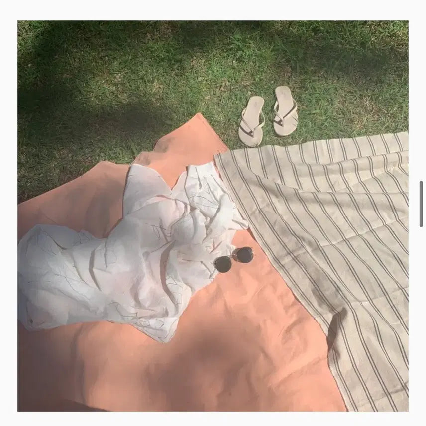 [BUNJANG] Picnic Mat (2-Piece Set) / 피크닉매트