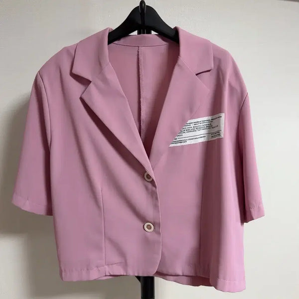 [BUNJANG] Pink Short-Sleeve Jacket with Text Detail / 핑크색 반팔 자켓 텍스트 포인트