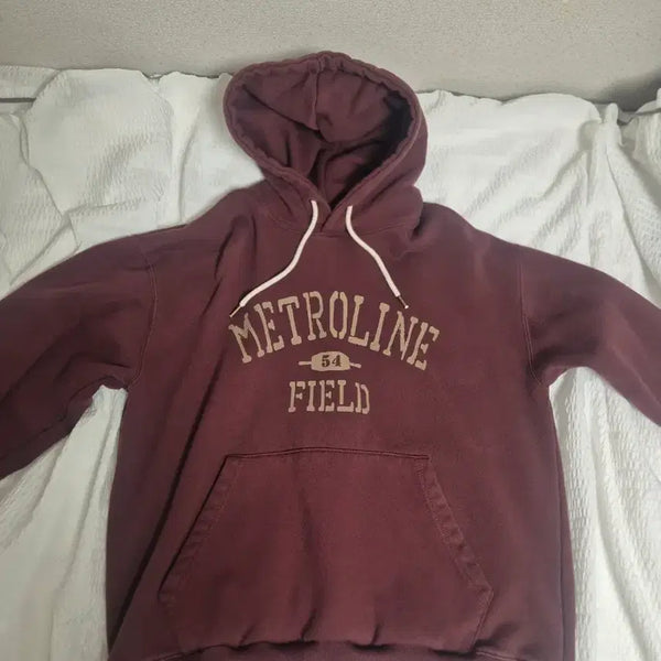 [BUNJANG] Metroline Field Logo Hoodie / 메트로라인 필드 로고 후드티 """