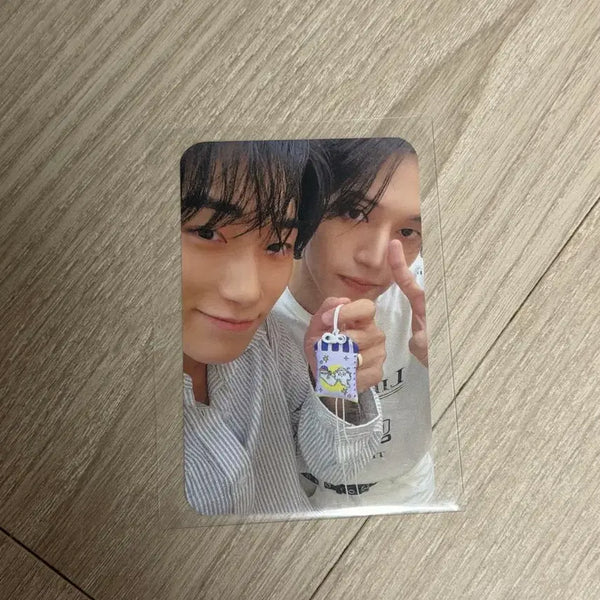 [BUNJANG] ATEEZ Wooyoung San Umbrellas Photocard / 에이티즈 에이티니 팬미팅 우영 산 우산 포카