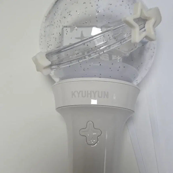 [BUNJANG] Kyuhyun Glow Bong / 규현 응원봉 규피터봉 판매합니다.