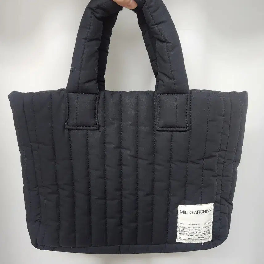 [BUNJANG] Milo Archive Lofty Square Quilting Padded Tote Bag / 밀로아카이브 퀄팅 토트백