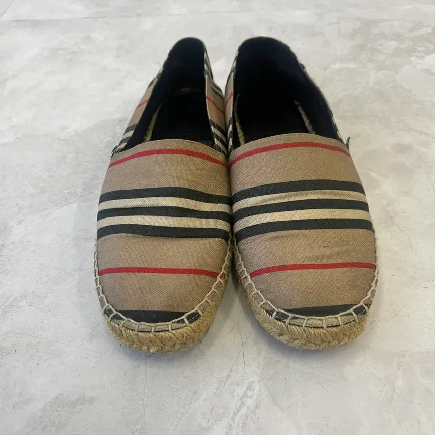 [BUNJANG] Burberry Nova Check Espadrille Flats EU 38 / 버버리 BURBERRY 노바체크 에스파드리유 플랫 38