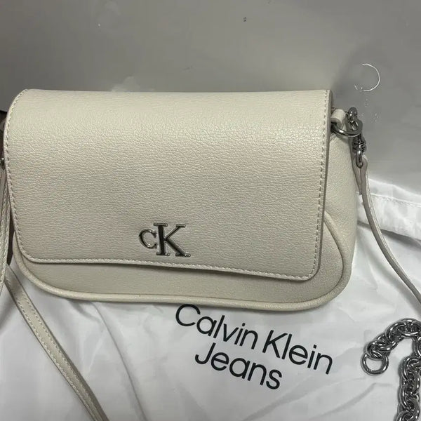 [BUNJANG] Calvin Klein Chain Crossbody Shoulder Bag / 캘빈클라인 가방