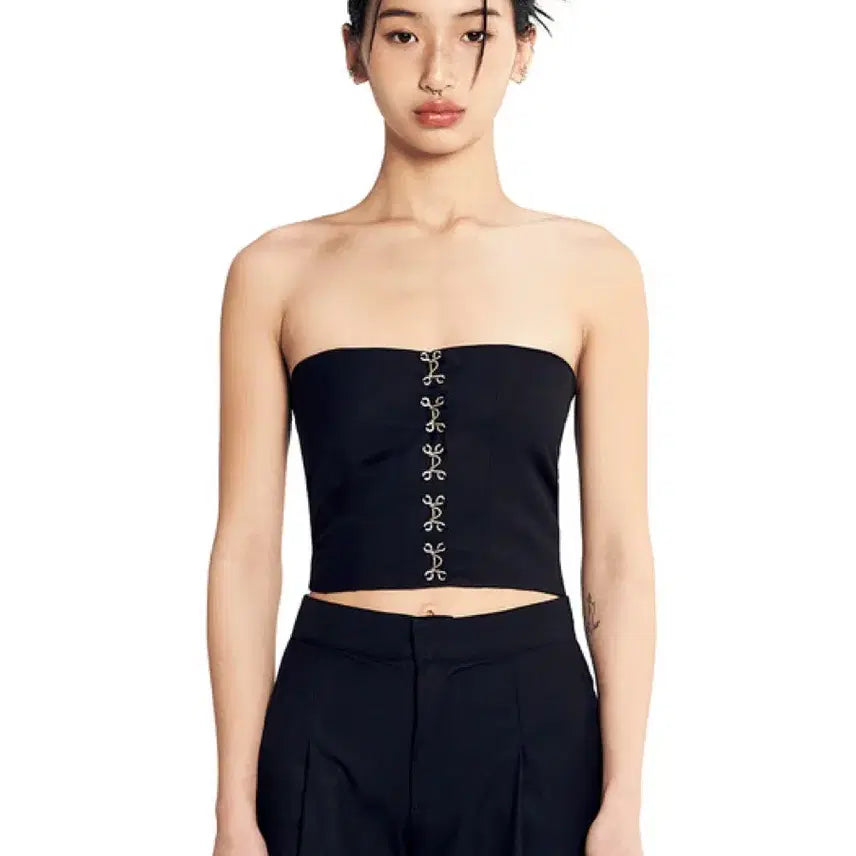 [BUNJANG] VENECY Lock Up Tube Top Black S / VENECY 벤에시 베네시 락 업 튜브탑 탑 슬리브리스 블랙 S