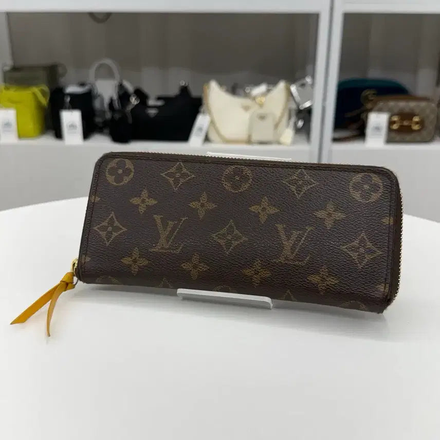 [BUNJANG] Louis Vuitton Monogram Clemence Zip Around Wallet / [OS] 루이비통 모노그램 클레망스 장지갑