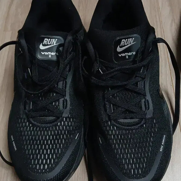 [BUNJANG] Nike Zoom Vomero 18 Running Shoes Black / 나이키 줌 보메로 18 검정색 운동화 250사이즈 HM6803-005