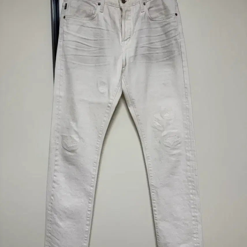 [BUNJANG] Tom Ford Dirty Wash White Denim Pants 32 / 톰포드 더티워싱 화이트 데님 팬츠 32
