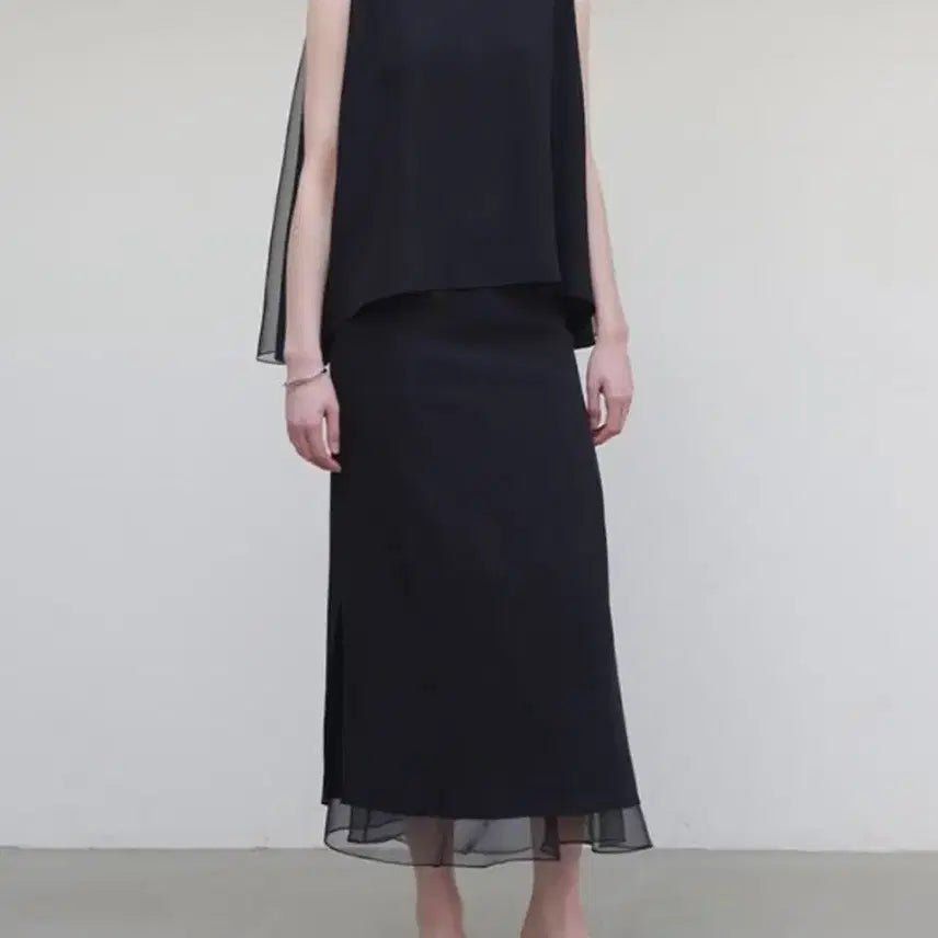 [BUNJANG] Objet Organza Blouse and Skirt Set (Black) / 어라운드율 오브제 오간자 블라우스 스커트 세트 (블랙)