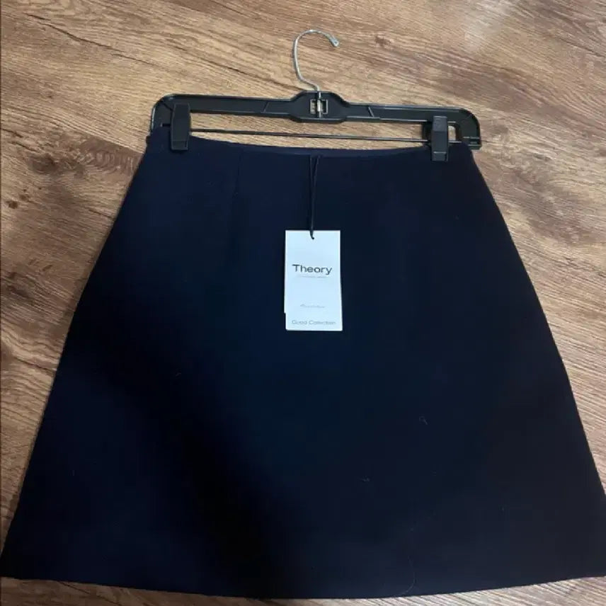 [BUNJANG] Theory Wool-Cashmere A-Line Mini Skirt / 띠어리 울 캐시미어 스커트